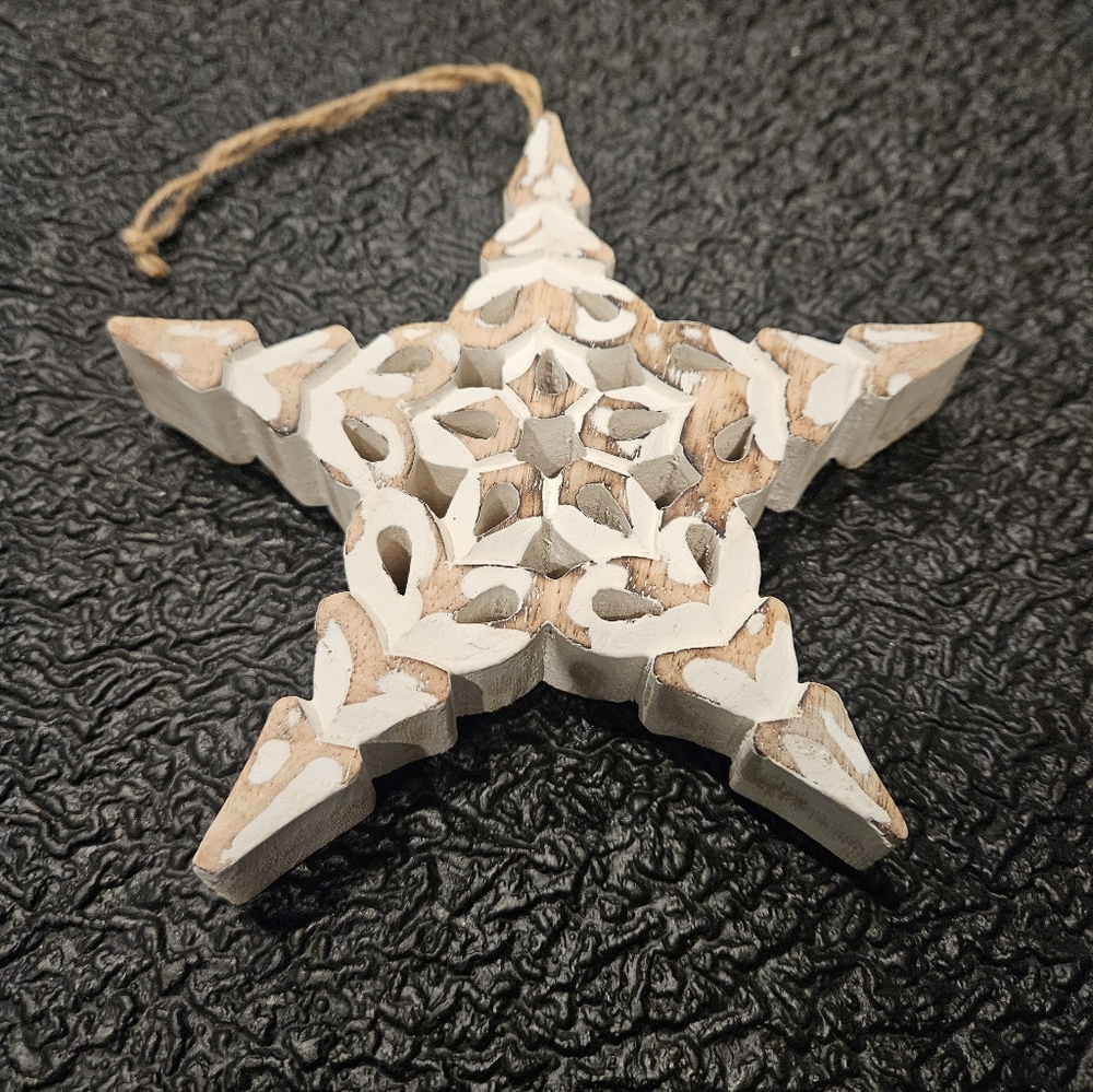 Pair White Washed Wood Snowflake Ornament Decor Farmhouse Holiday Decoration